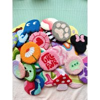 Punch Needle Bunte Becherteppiche/Untersetzer/Wandbehang von MiyuByBegum