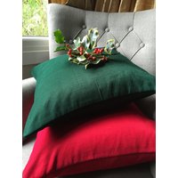 Rote Seide Kissen Grün von MizBizCushions