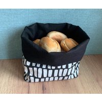 Brot-Beutel-Korb Stripes Aus Beschichteter Baumwolle Mit Leinenfutter, Farbwahl Brot-Beutel-Korb Stripes Aus Beschichteter Baumwolle Mit Leinenfutter, Farbwahl von MizumiDE