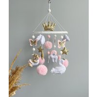 Hängendes Baby Mobile Für Mädchen, Dieses Rosa Babybett Ist Ein Kinderzimmer, Einhorn / von MobilWithLove