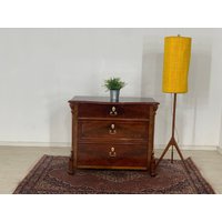 Antik Mahagoni Kommode Anrichte Schrank Um 1900 von MobiliarBerlin