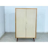 Mid Century Kleiderschrank Holz Schrank Wäscheschrank Vintage Mid Century Kleiderschrank Holz Schrank Wäscheschrank Vintage von MobiliarBerlin