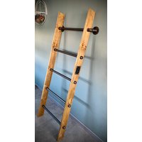 Leiter 2.0 , Handtuchhalter, Loft Kleiderständer von ModanaDesigns