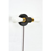 Moderne Holz Doppel Wandleuchte - Benutzerdefinierte Oberflächen Zwei Licht Wandbefestigung Horizontal Oder Vertikal Beleuchtung Design Stecker von ModernLightingDesign