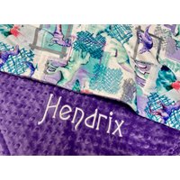 Personalisierte Dinosaurier Babydecke Oder Lovey, Minky Babydecke, Maßgeschneiderte Decke, Baby Mädchen Decke Personalisierte Dinosaurier Babydecke Oder Lovey, Minky Babydecke, Maßgeschneiderte Decke, Baby Mädchen Decke von ModernMommaHandmade