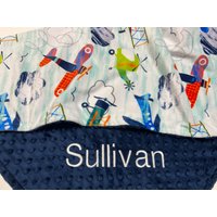 Personalisiertes Flugzeug Kind, Babydecke Oder Lovey, Fliegen Mit Mir Minky Babydecke, Flugzeuge Kinderdecke von ModernMommaHandmade