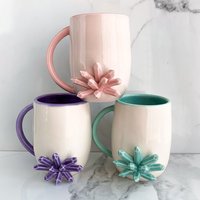Kristall Becher, Geode Becher Amethyst Aquamarin, Rosenquarz, Handgemachter Moderner Schlamm, Lila Modernmud von ModernMud