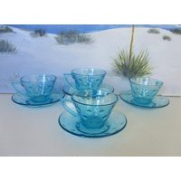 Vintage Blaues Glas 5 Unzen Teetassen Und Untertassen, Hazel-Atlas Capri Dot Türkis/Aqua 4Er Set von ModernRelicVintage