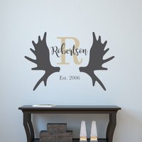 Elch Geweih Familie Monogramm, Dein Familienname Aufkleber, Familien Monogramm Decal H017 von ModernStickerCo
