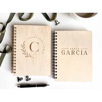 Personalisiertes Notizbuch Journal Skizzenbuch | Laser Graviertes Holz Zurück in Die Schule Blumige Moderne Männliche Klassik von ModernTouchShop