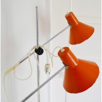 2x Schöne Metall Vintage Stehlampe/Studioleuchte Von Ricard Essig Orange Retro Mid Century Space Age Lamp Seventies von ModernVintageProjekt