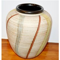 Schöne Vintage Keramik Vase Gestreift Beige /Bunt Modell 50Er Jahre Retro Fifties Mid Century Space Age 27/25 Höhe 25cm von ModernVintageProjekt