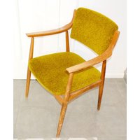 Schöner Vintage Armlehnen Stuhl 70Er Jahre Holz Gelb/Braun Retro Mid Century Shabby Chic Landhausstil von ModernVintageProjekt