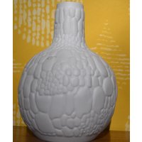 Vintage Bisquit Vase Von Ak Kaiser Weiß 70Er Jahre Retro Mid Century Wgk Wgp von ModernVintageProjekt
