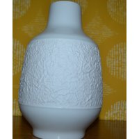 Vintage Bisquit Vase Von Hutschenreuther Weiß 70Er Jahre Retro Mid Century Wgk Wgp von ModernVintageProjekt