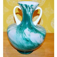Vintage Glas Vase 70Er Jahre Grün /Weiß , Space Age, Seventies, Retro, Mid Century Vintage Glas Vase 70Er Jahre Grün /Weiß , Space Age, Seventies, Retro, Mid Century von ModernVintageProjekt
