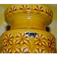 Vintage Keramik Inka Design Vase Von Scheurich Model 261/30 Senfgelb 70Er Jahre Wgk Seventies Mid Century Retro von ModernVintageProjekt
