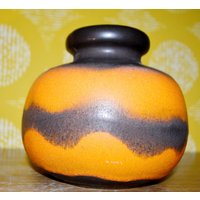 Vintage Keramik Vase Orange Space Age Design 70Er Jahre Retro Mid Century Seventies Wgk von ModernVintageProjekt
