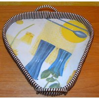 Vintage Korb Tablett Aus Den 50Er Jahren Retro Mid Century Shabby Chic Landhausstil Fifties Rockabilly Vintage Korb Tablett Aus Den 50Er Jahren Retro Mid Century Shabby Chic Landhausstil Fifties Rockabilly von ModernVintageProjekt