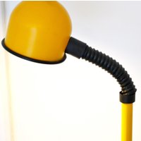 Vintage Stehlampe Metall Kunststoff Gelb /Schwarz 70Er Jahre Seventies Retro Mid Century Space Age Lamb Lamp Shabby Chic Landhausstil von ModernVintageProjekt