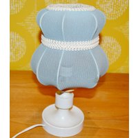Vintage Tischleuchte Aus Den 70Er Jahren Blau /Weiß Retro Mid Century Shabby Chic von ModernVintageProjekt