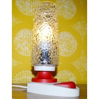 Vintage Tischleuchte Aus Den 70Er Jahren Rot /Weiß Retro Mid Century Shabby Chic Space Age von ModernVintageProjekt