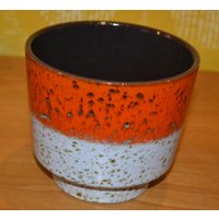 Vintage Übertopf 70Er Jahre Blumentopf Orange /Beige 12/3 23 Ø16cm Fat Lava Seventies Plant Pot Keramik Mid Century Retro Vintage Übertopf 70Er Jahre Blumentopf Orange /Beige 12/3 23 Ø16cm Fat Lava Seventies Plant Pot Keramik Mid Century Retro von ModernVintageProjekt