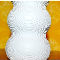Vintage Vase Von Hutschenreuther Tirschenreuth 70Er Jahre Wgk Retro Op Art Mid Century Bisquitporzellan von ModernVintageProjekt