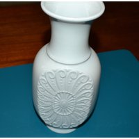 Vintage Vase Weiss 70Er Jahre Von Kpm Bisquit Keramik Retro Mid Century von ModernVintageProjekt