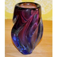 Wunderschöne Seltene Vintage Vase Josefhospodka Chribska Lila/Blau 70Er Jahre Design Klassiker Retro Mid Century Space Age von ModernVintageProjekt