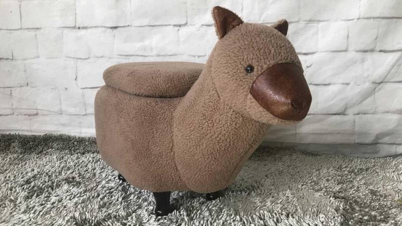 Möbel Akut Kinderhocker Tierhocker Alpaka braun Holz schwarz mit Staufach Möbel Akut Kinderhocker Tierhocker Alpaka braun Holz schwarz mit Staufach von Möbel Akut