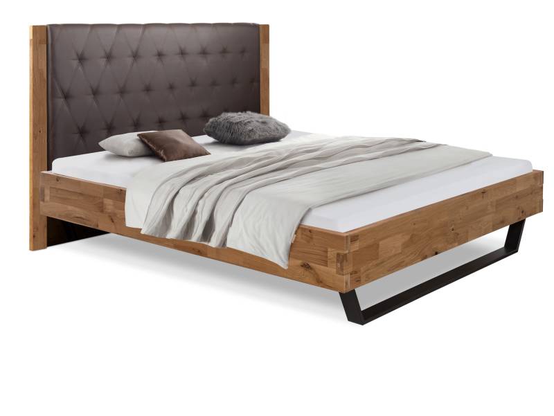 CORDINO Kufenbett aus Eiche mit gestepptem Polsterkopfteil, Material Massivholz von Möbel-Eins