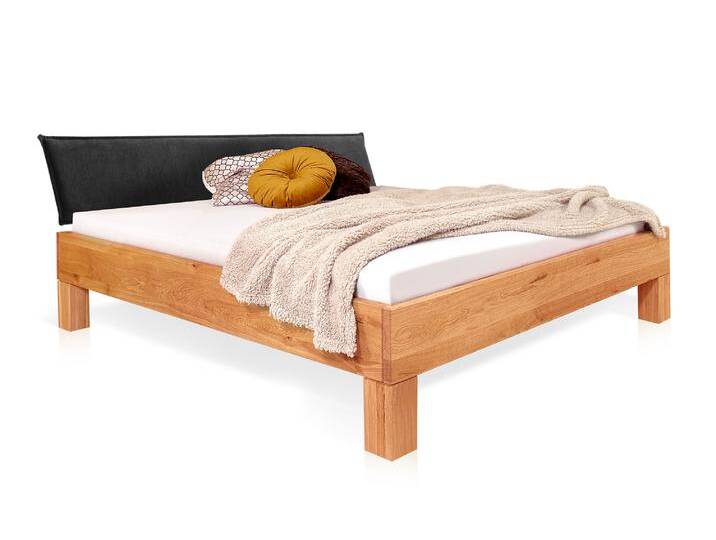 DAKONA 4-Fuß-Massivholzbett mit Polsterkopfteil, 120 x 200 cm DAKONA 4-Fuß-Massivholzbett mit Polsterkopfteil, 120 x 200 cm von Möbel-Eins