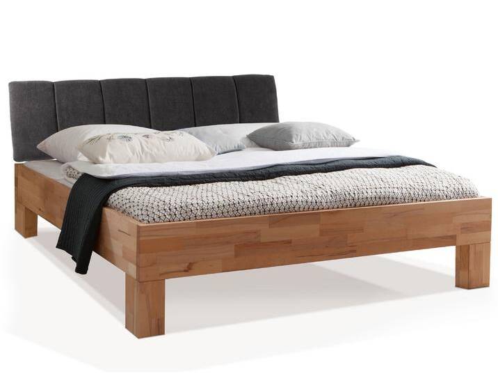 LÖWEN 4-Fuß Massivholzbett mit gestepptem Kopfteil, 90 x 200 cm LÖWEN 4-Fuß Massivholzbett mit gestepptem Kopfteil, 90 x 200 cm von Möbel-Eins