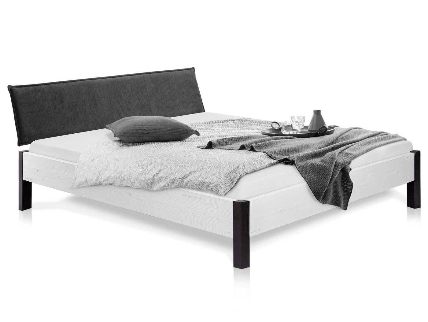 Moebel-Eins Massivholzbett, LUKY Bett Metallfuß, mit Polsterkopfteil, Material Massivholz, Fichte weiß lackiert von Moebel-Eins