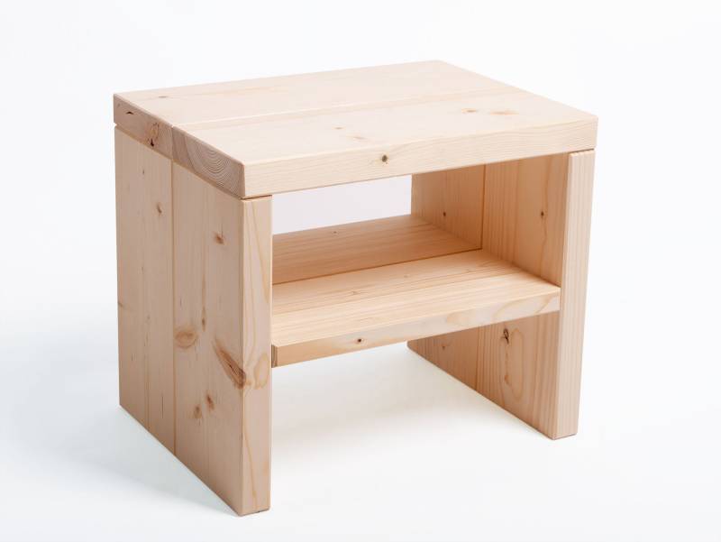 PUMBA Nachtkommode mit Ablage, Material Massivholz, Fichte massiv von Möbel-Eins