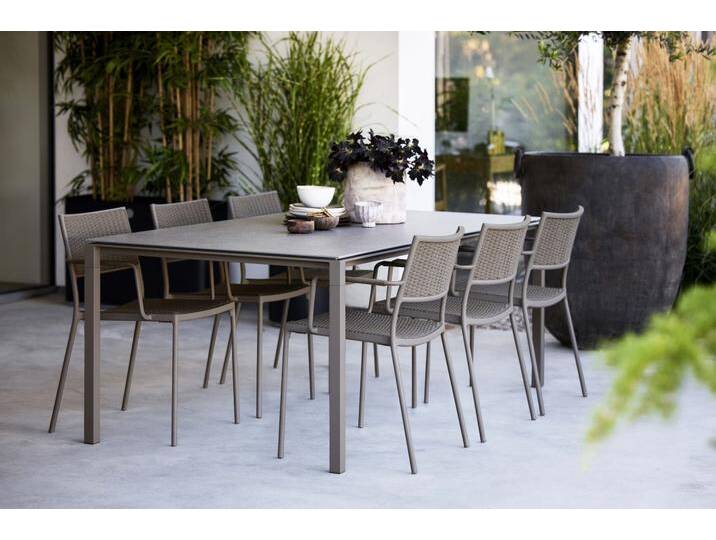 Cane-line Set Pure, Less - Das Set besteht aus: 1 x Tisch Pure, 6 x Stapelsessel Les... Cane-line Set Pure, Less - Das Set besteht aus: 1 x Tisch Pure, 6 x Stapelsessel Les... von Möbel Garten