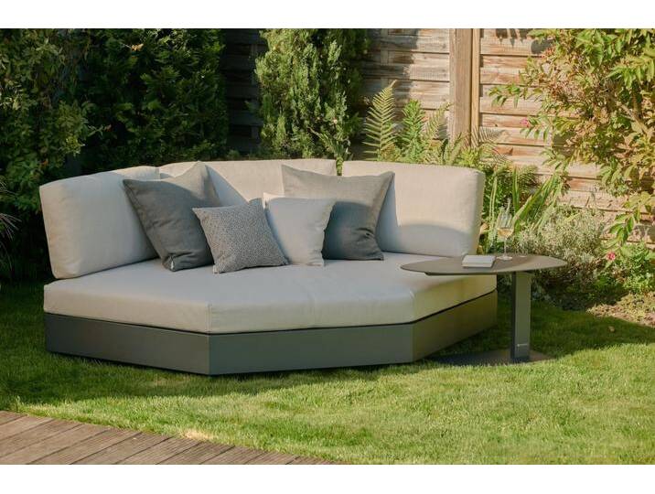 Jati & Kebon Set Daybed Bari - Das Set besteht aus: 1 x Eckteil, 1 Auflagen-Set für Eckt... von Möbel Garten