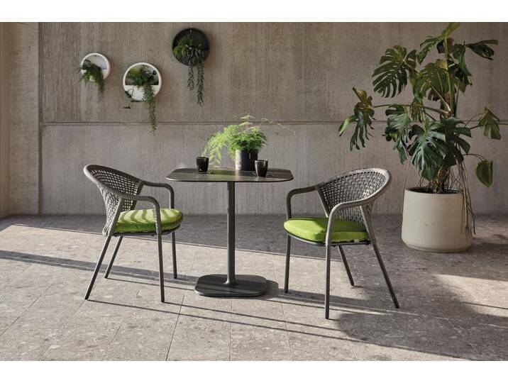 solpuri Set Tuulip, Jooy - Das Set besteht aus: 1 x Bistrotisch Tuulip anthrazit, 2 ... solpuri Set Tuulip, Jooy - Das Set besteht aus: 1 x Bistrotisch Tuulip anthrazit, 2 ... von Möbel Garten