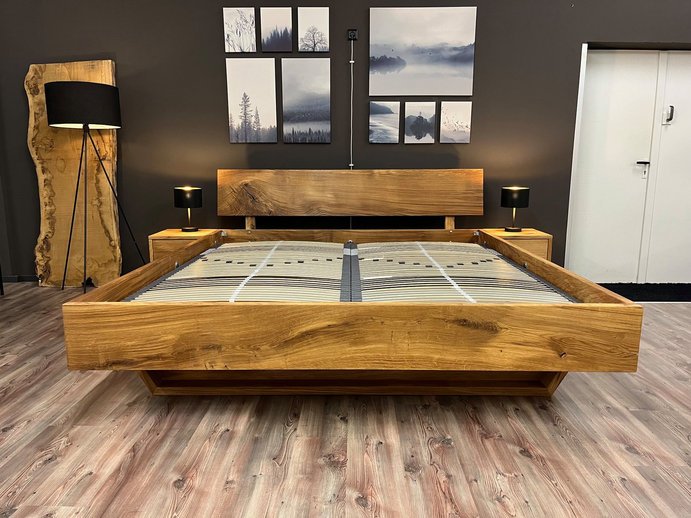 Möbel Specht Massivholzbett Lasse (Eiche massiv, bis 300x220cm Liegefläche), Holzkufen von Möbel Specht