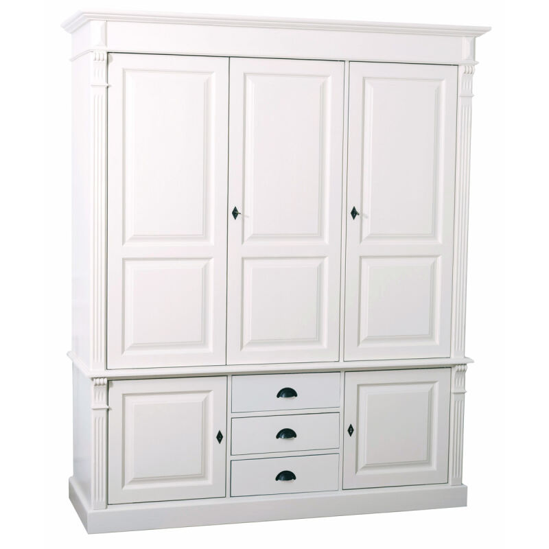 Großer Kleiderschrank in Landhausoptik, weiß von Möbro Manufacturing