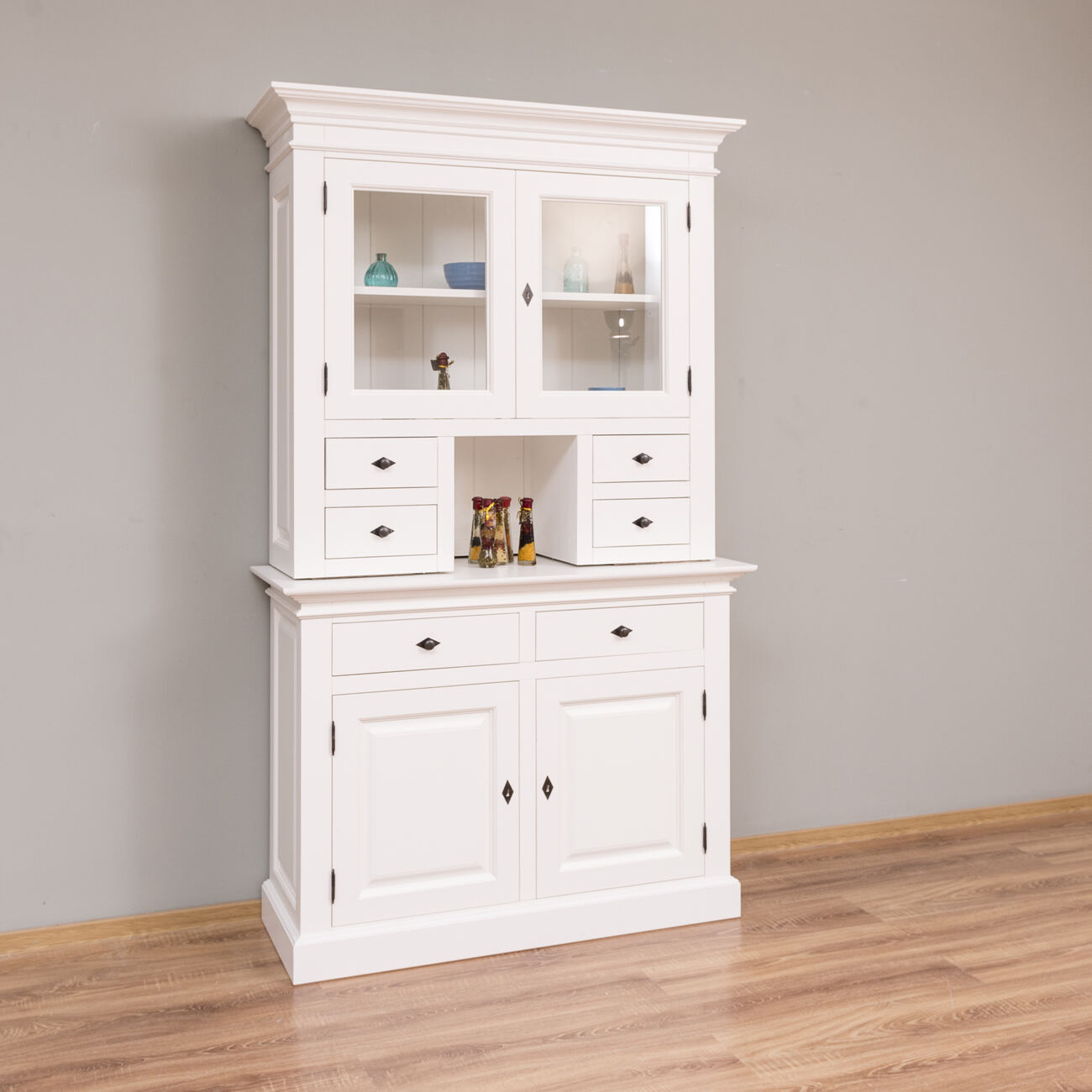 Landhaus-Küchenbuffet altweiß, mit MDF von Möbro Manufacturing
