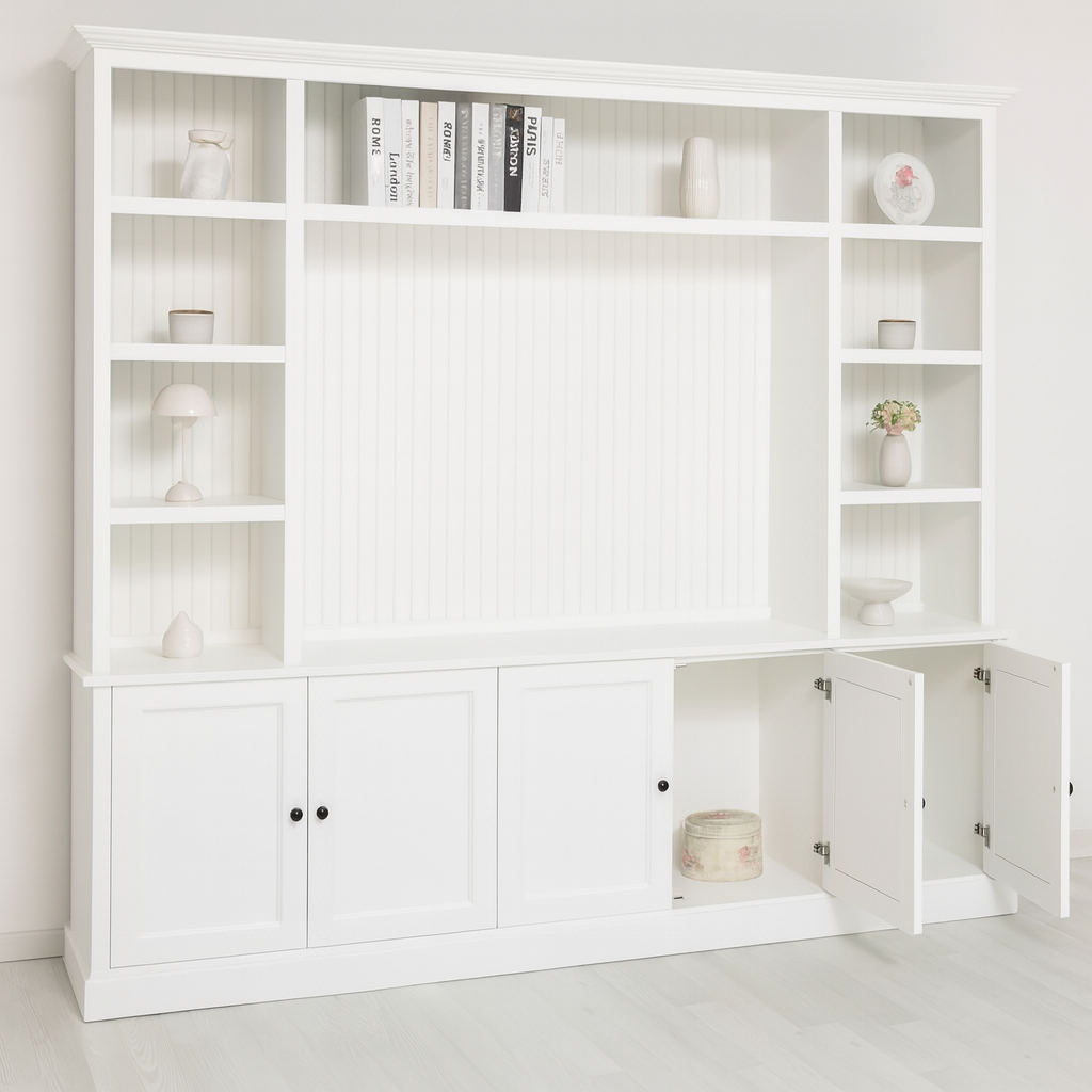 Landhaus-Wohnwand mit Latten-Look in weiß von Möbro Manufacturing