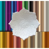 Kunstvolle Keramik Lotus Schale - Blank Canvas Wählen Sie Ihr Schema von MojosCosmos