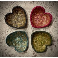 My Pretty Valentine - Love in A Bowl Herzförmige Trinket Schale von MojosCosmos