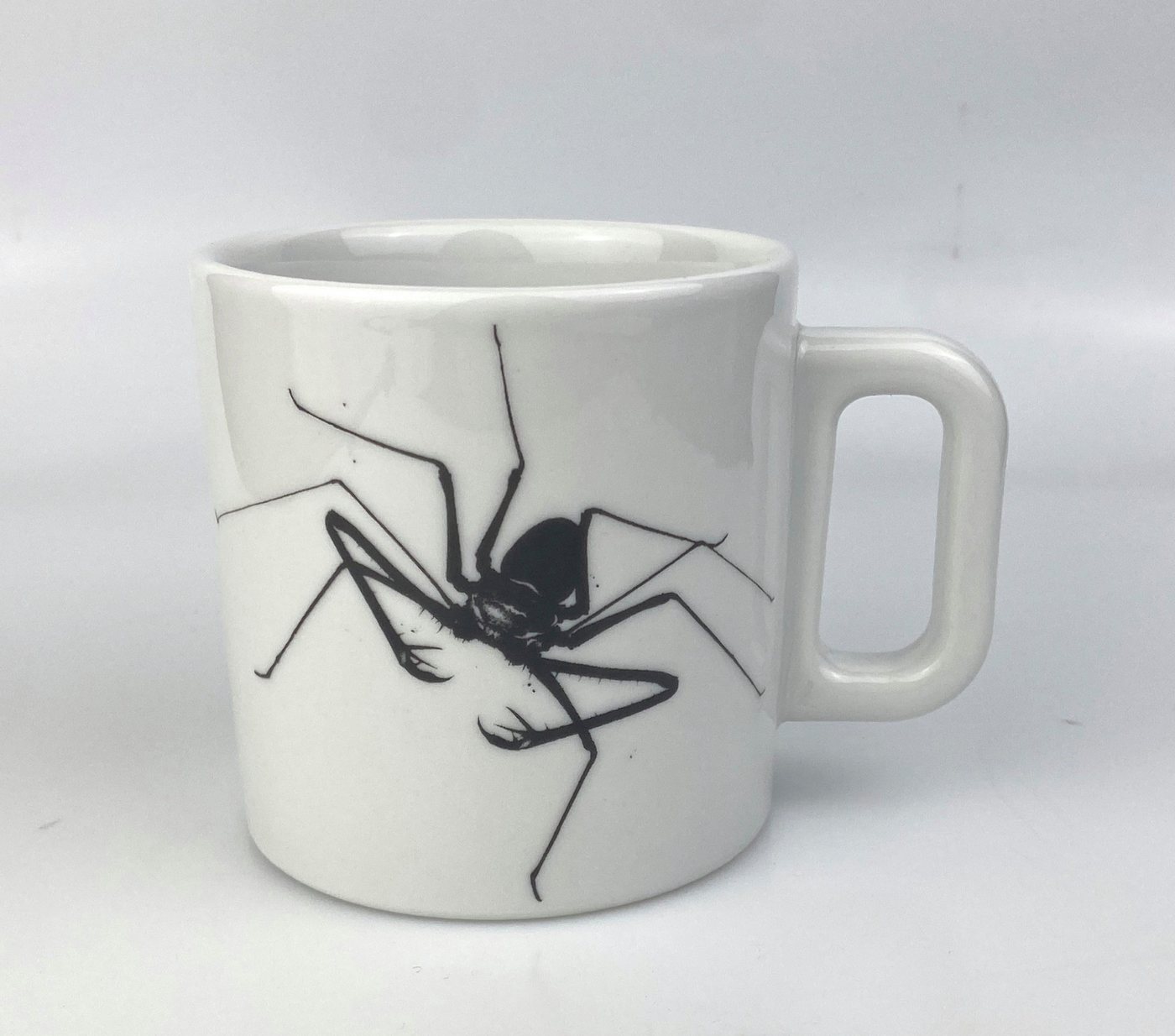 Moka Consorten Becher Moka Monster Mugs, 03, Geisselspinne, Porzellan von Moka Consorten