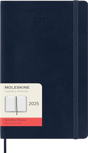 Moleskine Daily Planner, 12 Monate Tagesplaner 2025, Weicher Einband und Elastischer Verschluss, Farbe SaphirBlau, Großes Format 13x21 cm von Moleskine