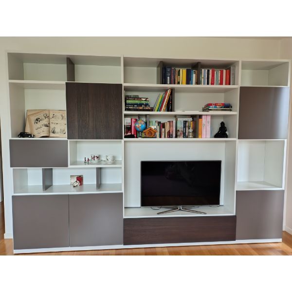 Wohnwand Modell 505 aus lackiertem Holz (Weiß/Braun), Molteni&C von Molteni&C