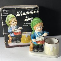 1978 Jasco Luvkins Kerzenhalter Weihnachten Kerze Halter Urlaub Little Drummer Junge Kaninchen Entzückende Blau Grün Vintage Geschenk Figur von MommaofThreeMonkeys