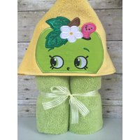 Blühender Apfel Applikation Kapuze Bad, Strand, Pool Handtuch Cover Up 30 "x 54" Personalisierung Erhältlich von MommysCraftCreations